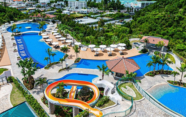 Oriental Hotel Pool & Lunch Tour