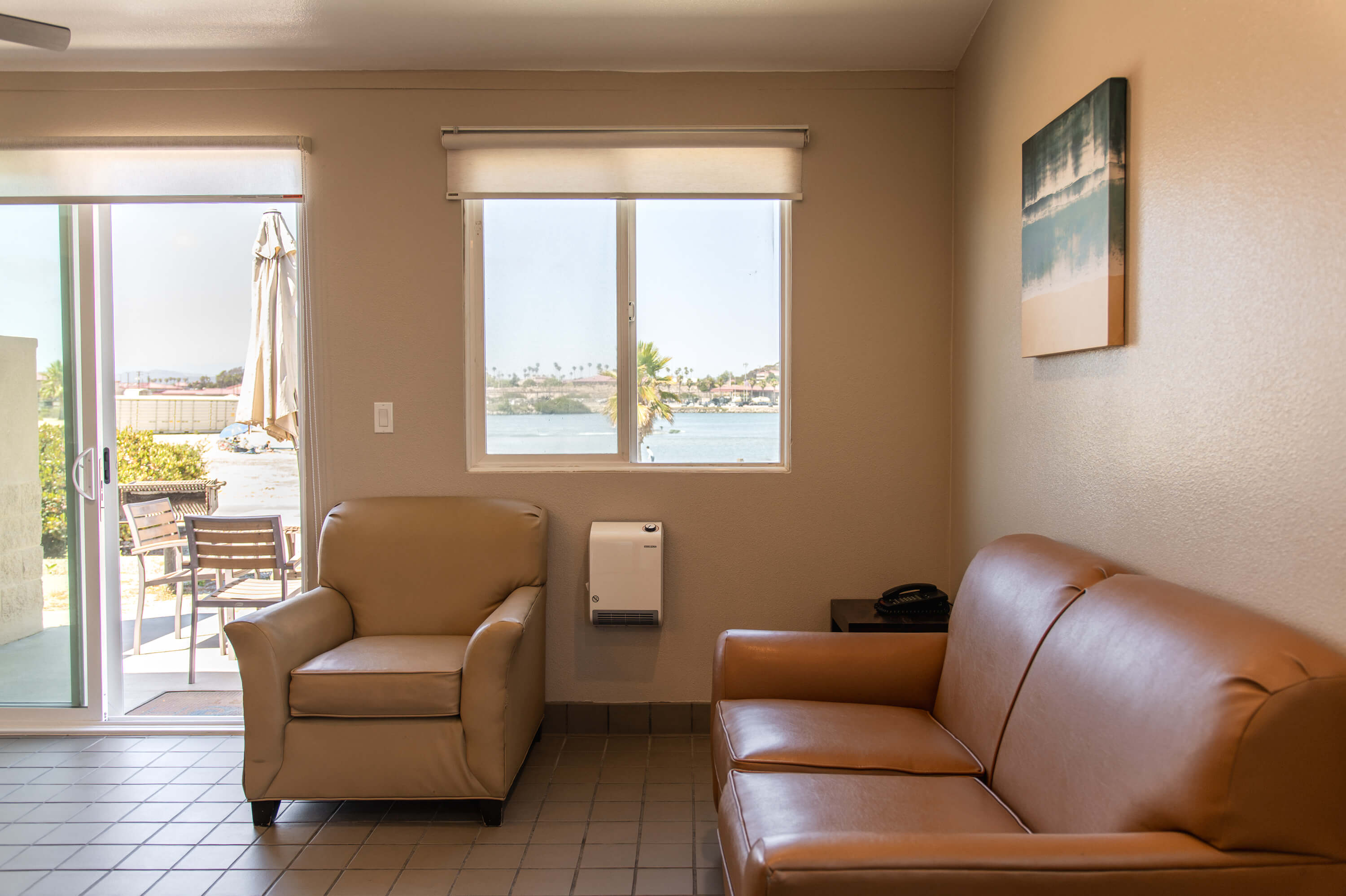 del-mar-beach-marina_marina_one-bedroom_living.jpg