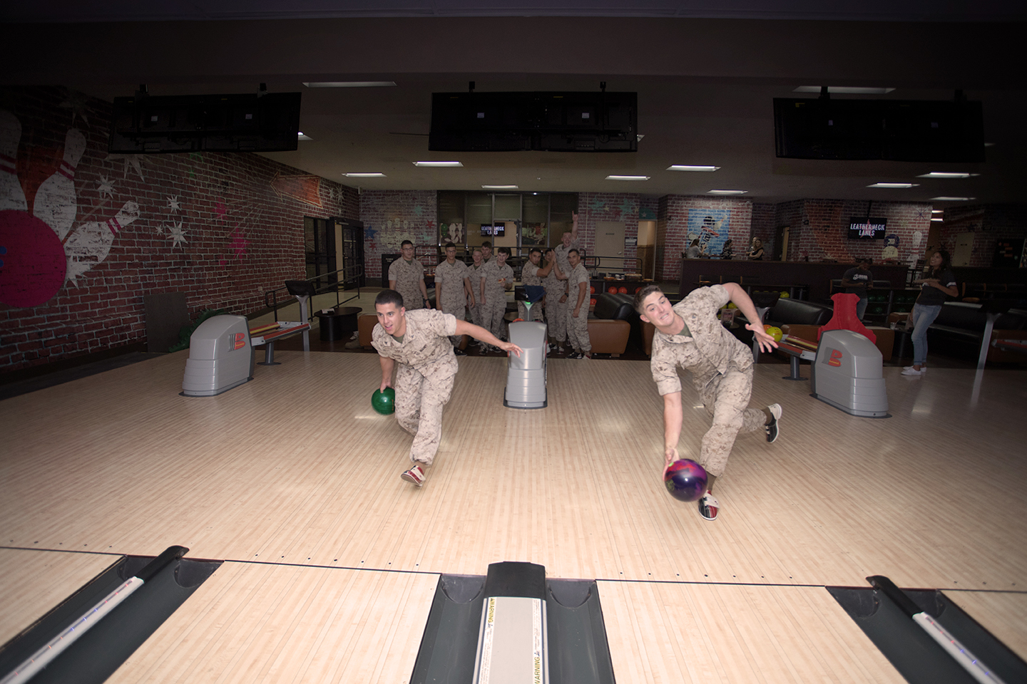 leatherneck-lanes_league-bowling.jpg